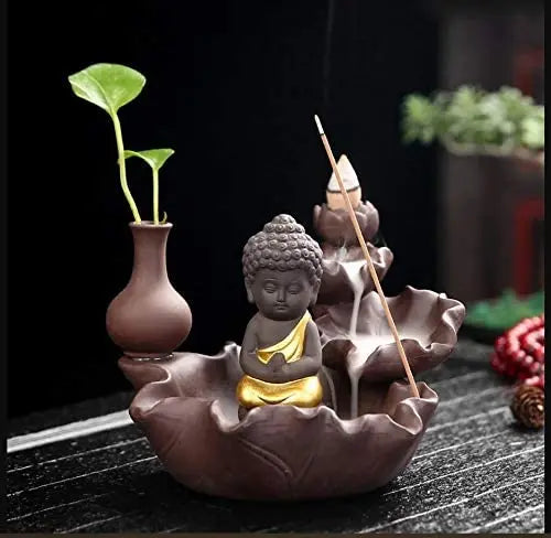 Buddha Räuchergefäß als Symbolik spiritueller Bedeutung MFunke Shop